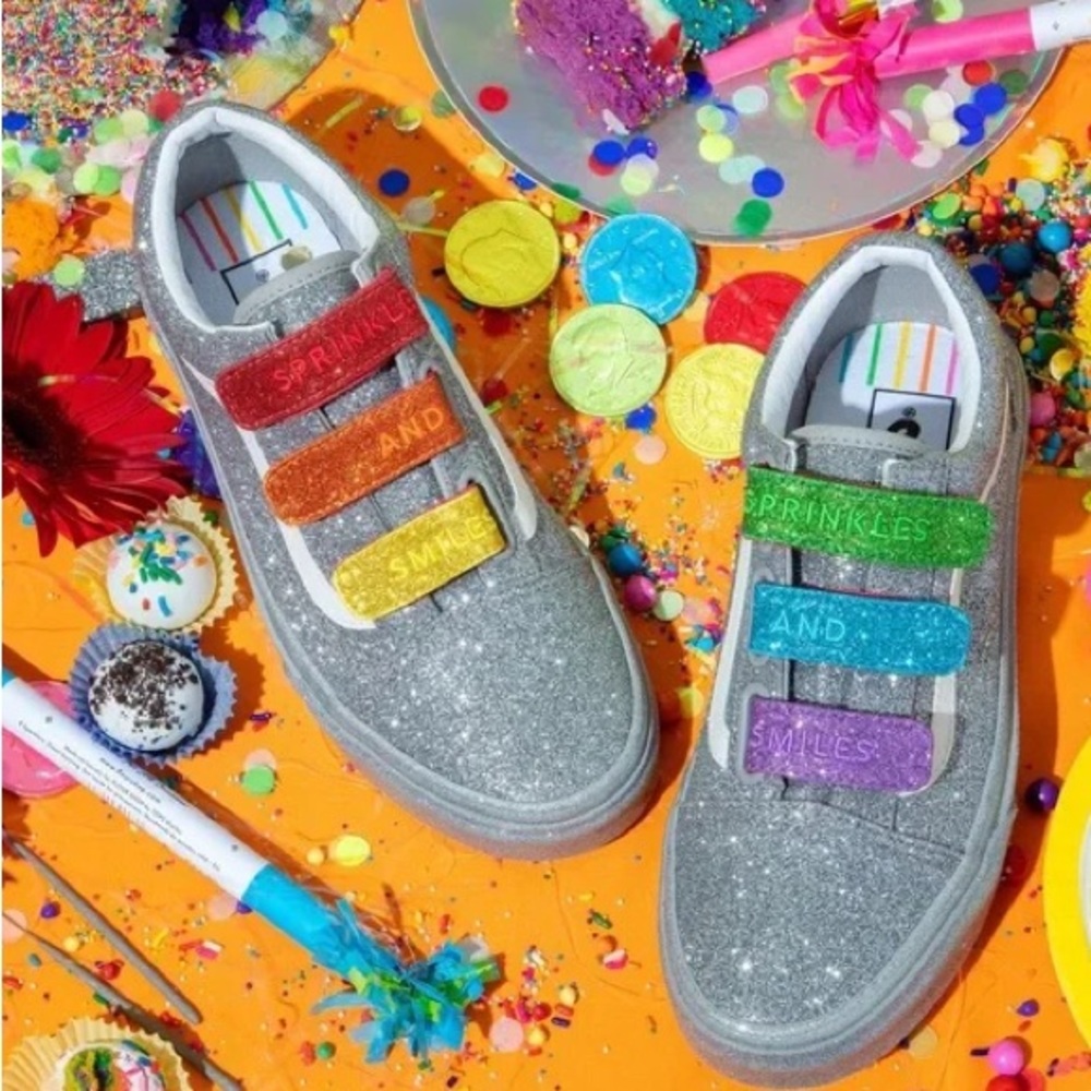 Flour Shop x Vans limited edition Silver Rainbows. Size 5M/6.5W/4UK/23CM. VHTF!!